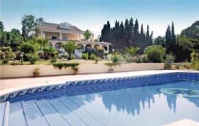 Amazing home in Torremolinos with 5 Bedrooms, WiFi and Outdoor swimming pool
